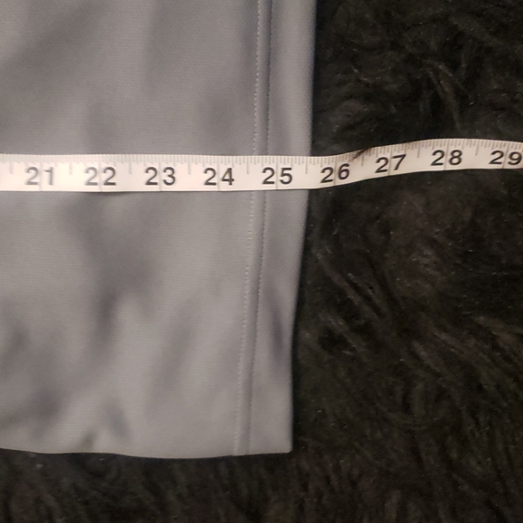 NWT Nike Gray and Black Dri-FIT Swoosh Fly Tank Top Size S - Picture 6 of 9